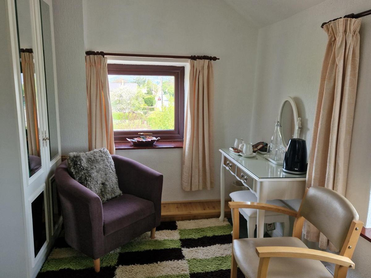 Ty Llew Hotel Llandysilio Kültér fotó